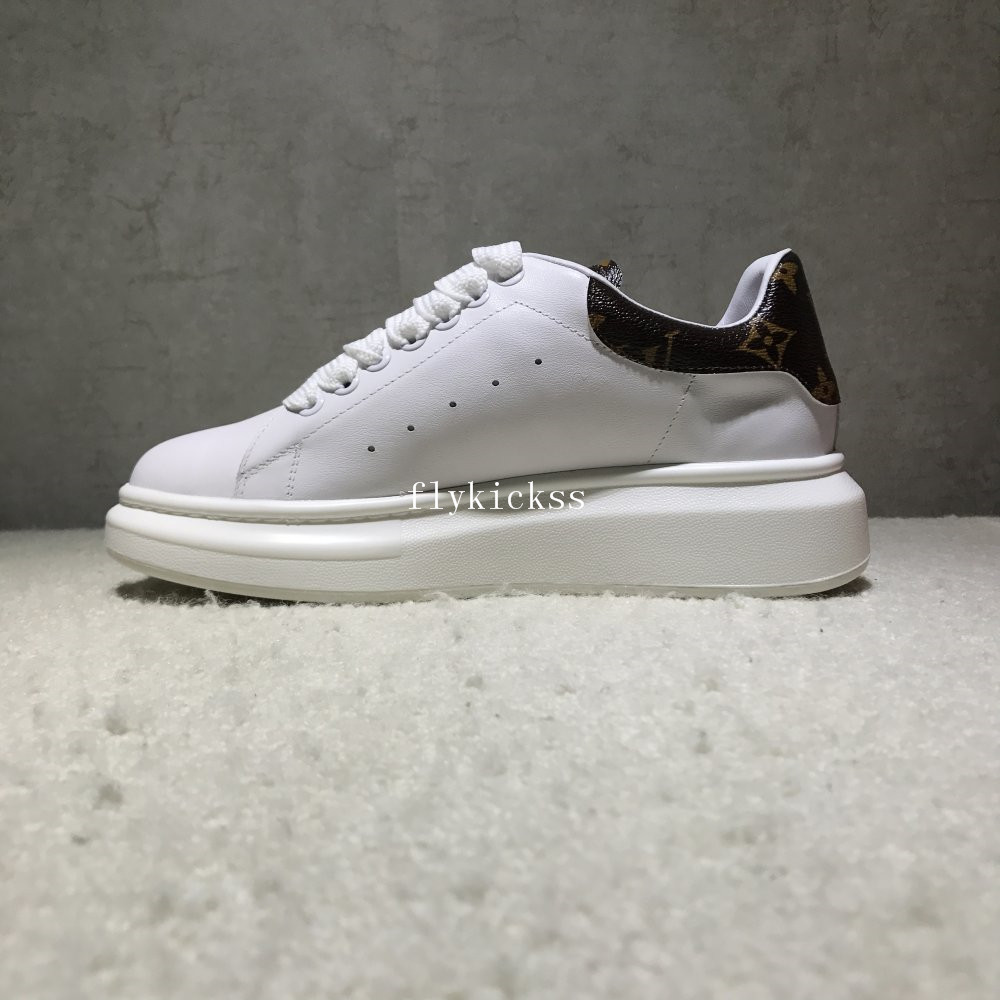 LVS Supreme White Sport Sneaker